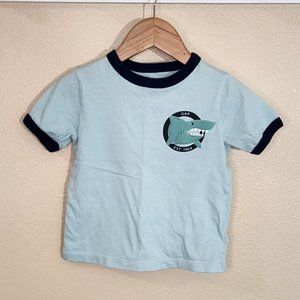babyGap Shark Graphic T-shirt - babyGap Size 2